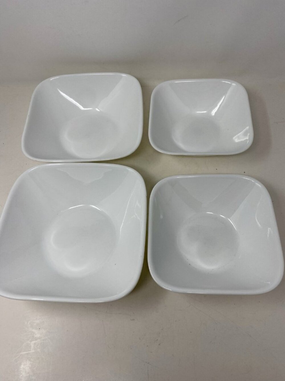 Corelle Vitrelle Set 2 White Square Soup Cereal Bowls And 2 Dessert Bowls